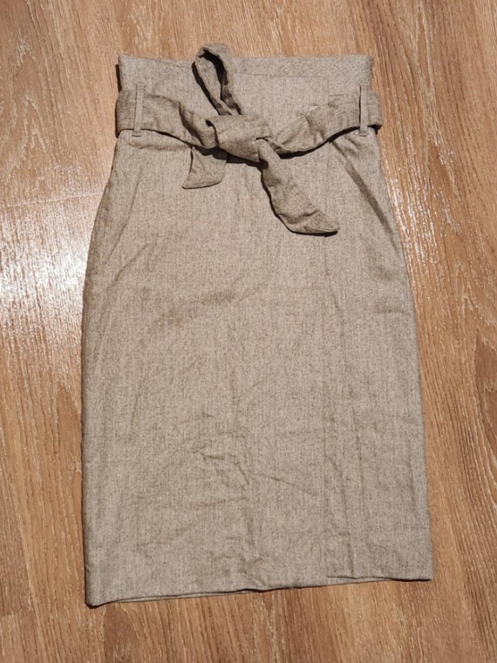 Aritzia Babaton Karl Skirt, Beige - Size 0